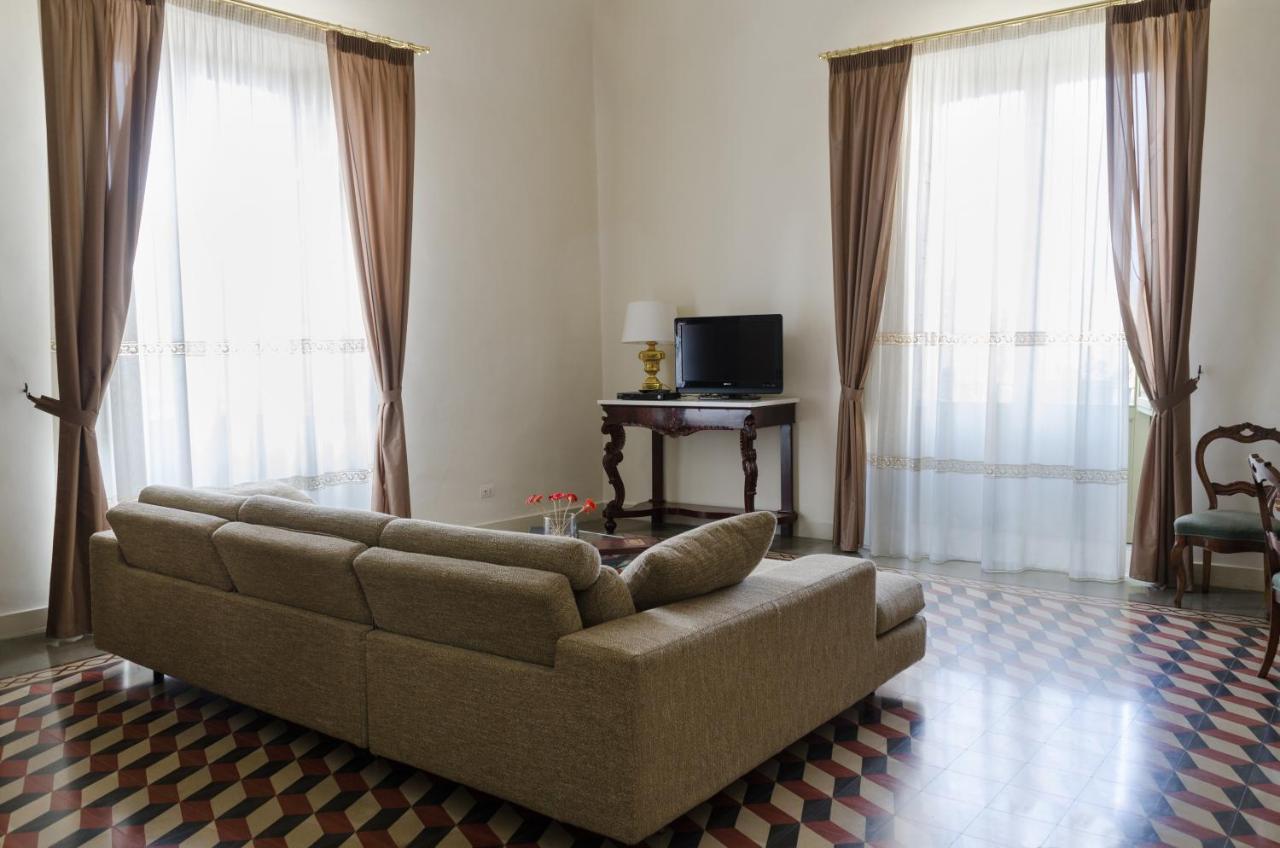 Don Giovanni Charme Apartment Катания Экстерьер фото